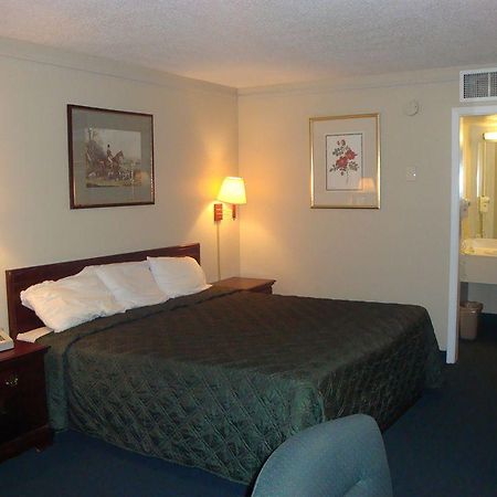 Econo Lodge アッシュボーロ エクステリア 写真