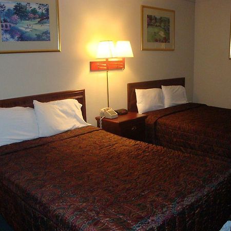 Econo Lodge アッシュボーロ エクステリア 写真