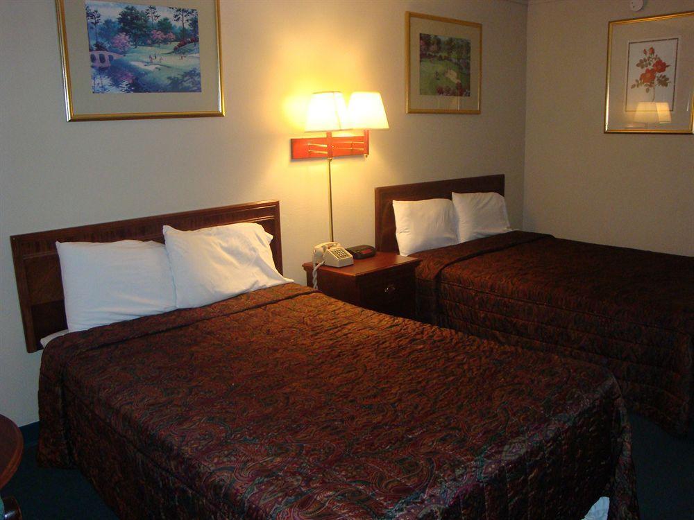 Econo Lodge アッシュボーロ エクステリア 写真